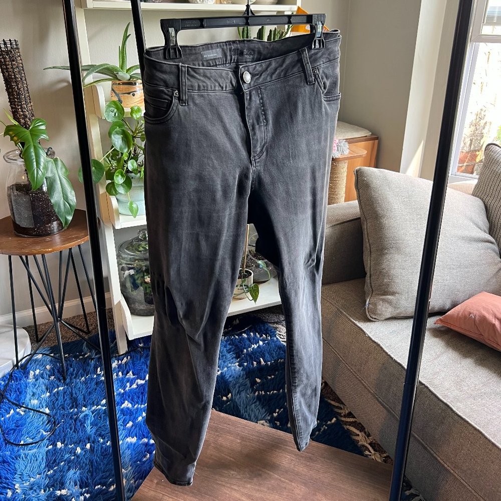 Black Jeans